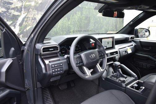 2025 Toyota 4Runner TRD Off Road