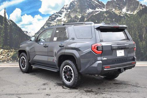 2025 Toyota 4Runner TRD Off Road