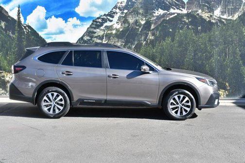 2022 Subaru Outback Premium