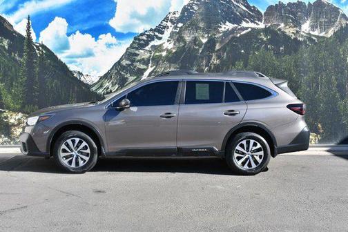 2022 Subaru Outback Premium