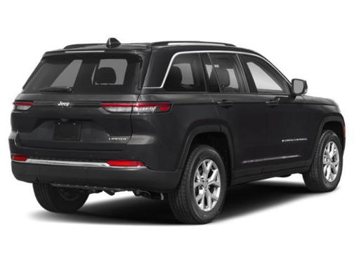 Diamond Black Crystal Pearlcoat 2023 Jeep Grand Cherokee Laredo
