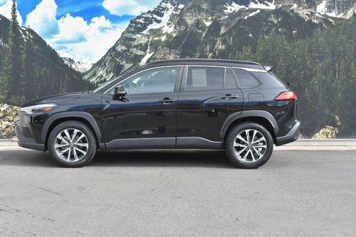 2023 Toyota Corolla Cross XLE