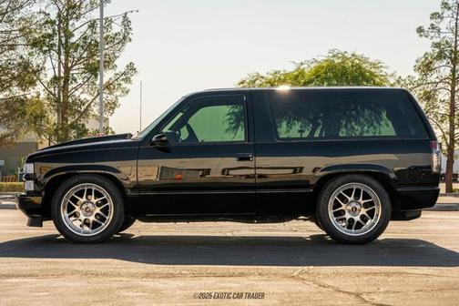 1999 Chevrolet Tahoe Base