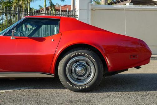 1974 Chevrolet Corvette Base