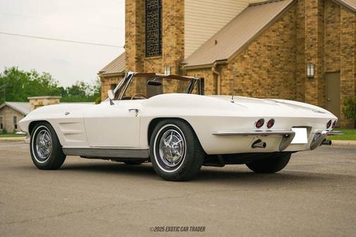 1963 Chevrolet Corvette Base