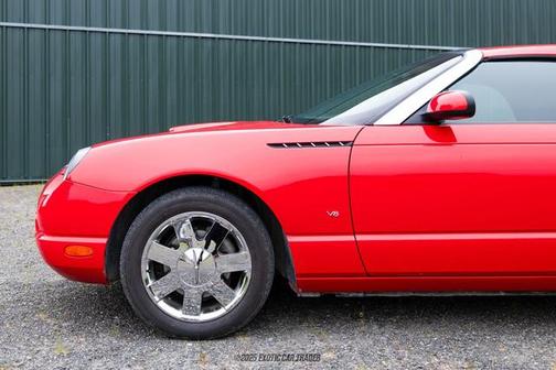 2003 Ford Thunderbird Deluxe