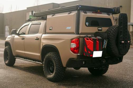 2018 Toyota Tundra SR5