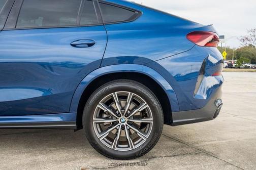 2022 BMW X6 xDrive40i