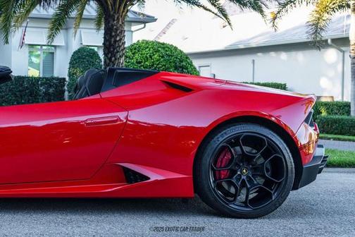 2017 Lamborghini Huracan LP580-2S