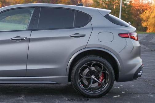 2019 Alfa Romeo Stelvio Quadrifoglio
