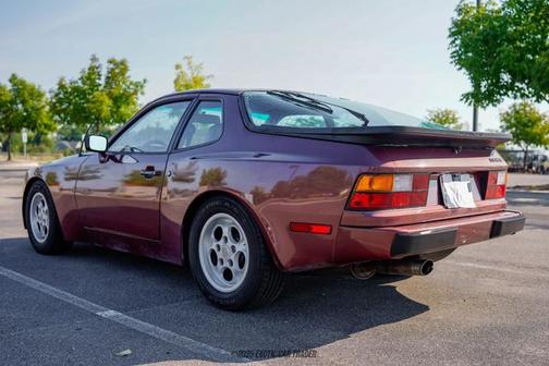 1985 Porsche 944