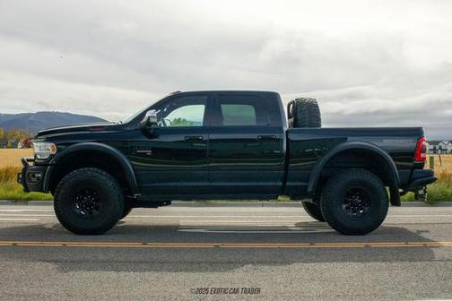 2022 RAM 2500 Laramie Crew Cab 4x4 6'4' Box