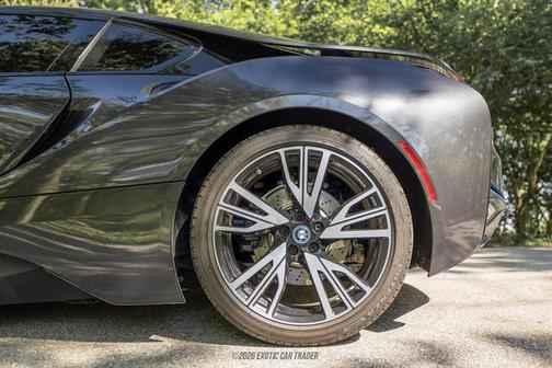 2015 BMW i8