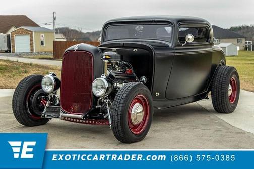 1932 Ford Model B 3-Window Coupe