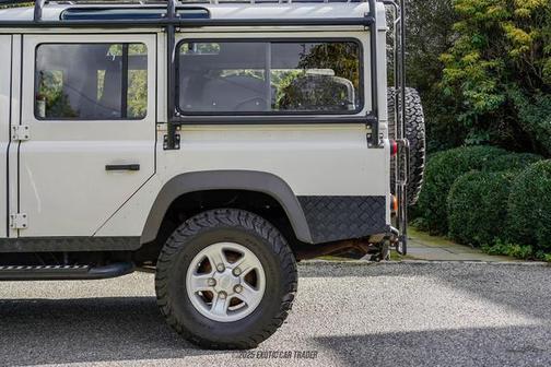 1986 Land Rover Defender 