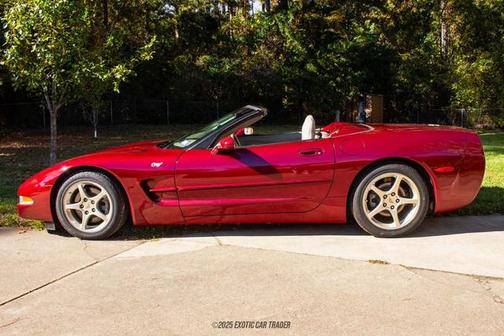 2003 Chevrolet Corvette Base