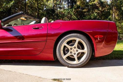 2003 Chevrolet Corvette Base