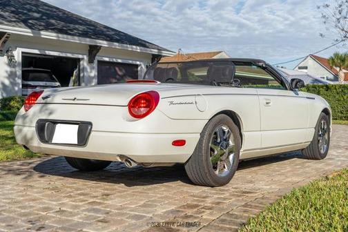 2002 Ford Thunderbird Base