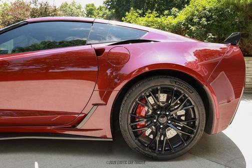 Long Beach Red Metallic Tintcoat 2017 Chevrolet Corvette Z06