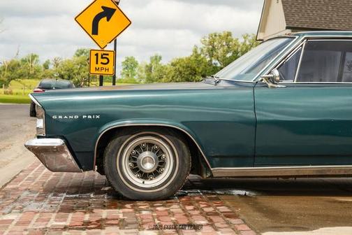 1963 Pontiac Grand Prix Base