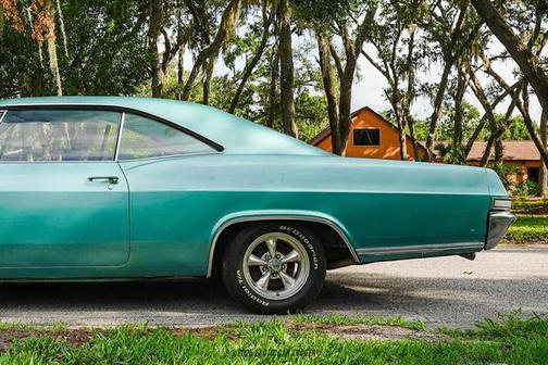 1965 Chevrolet Impala Base