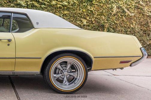 1972 Oldsmobile Cutlass 