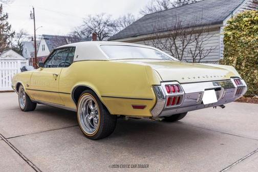 1972 Oldsmobile Cutlass 