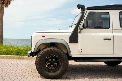 1992 Land Rover Defender