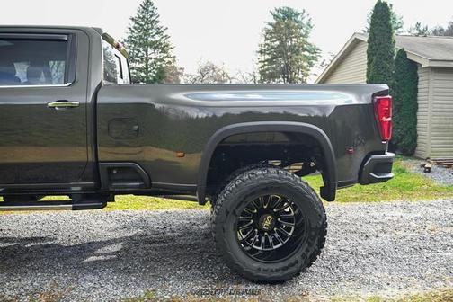 2023 Chevrolet Silverado 3500 High Country