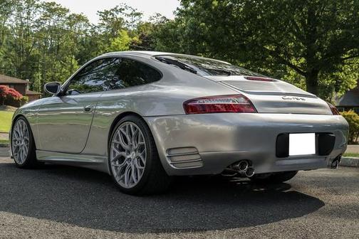 Arctic Silver Metallic 1999 Porsche 911