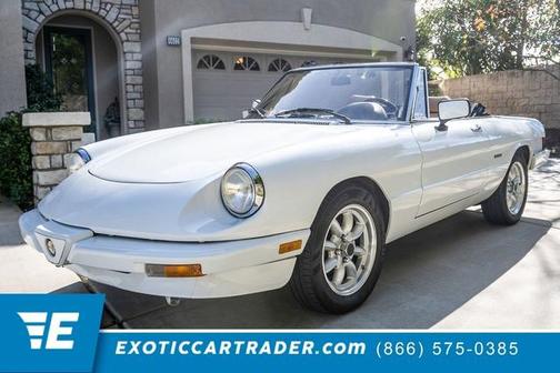 1989 Alfa Romeo Spider 