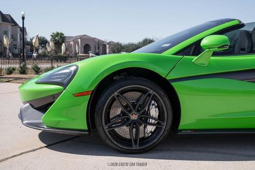 2018 McLaren 570S Base