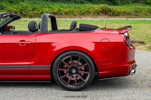 2013 Ford Shelby GT500 Base