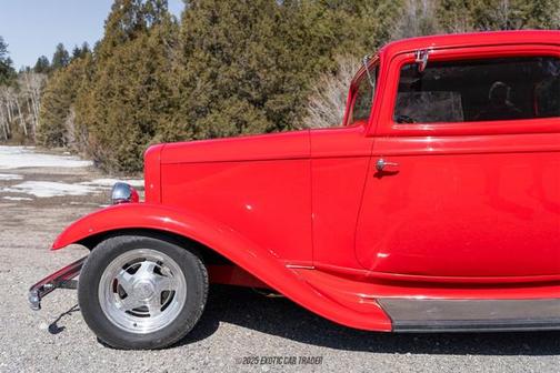 1932 Ford Model B 3-Window Coupe Hot Rod