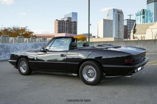 1988 Avanti Motors Avanti II Base