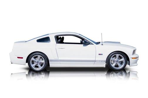2007 Ford Mustang Base