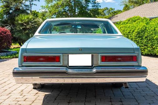 Blue Firemist Metallic 1977 Buick Riviera