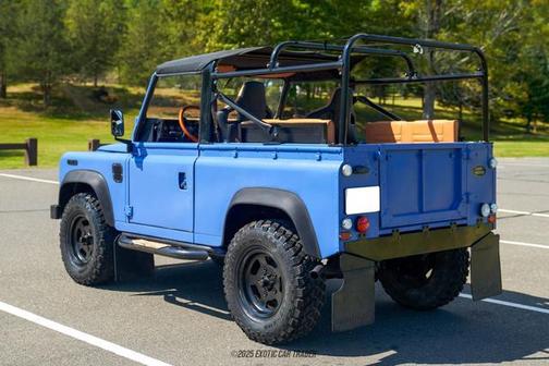 1990 Land Rover Defender 