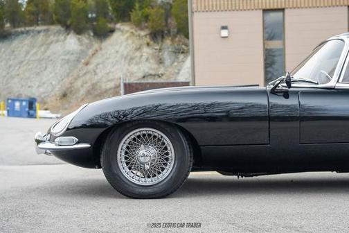 1967 Jaguar XKE Base