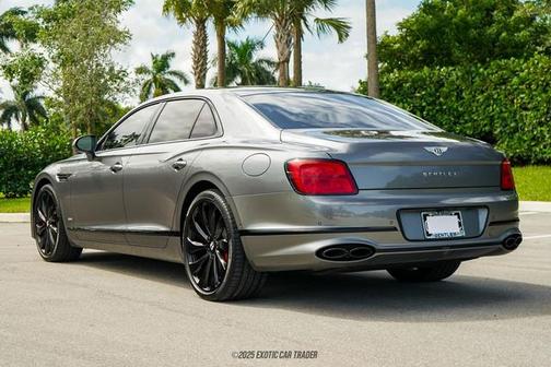2022 Bentley Flying Spur Hybrid