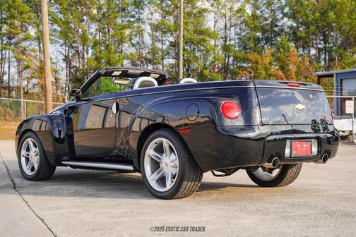 2003 Chevrolet SSR LS