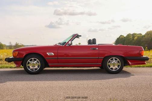 1986 Mercedes-Benz S-Class 560 SL