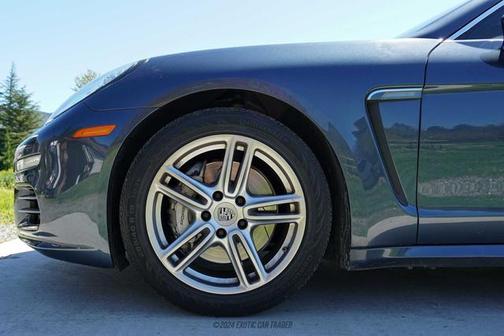 2015 Porsche Panamera 4S
