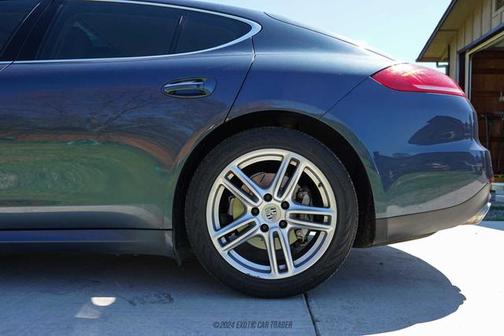 2015 Porsche Panamera 4S