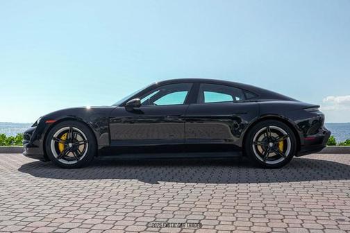 2021 Porsche Taycan 