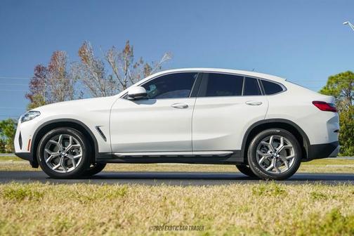 2024 BMW X4 xDrive30i