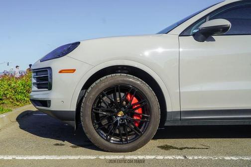 2024 Porsche Cayenne S