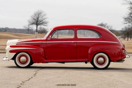 1946 Ford Deluxe Base