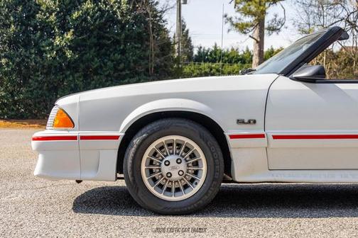 1987 Ford Mustang GT
