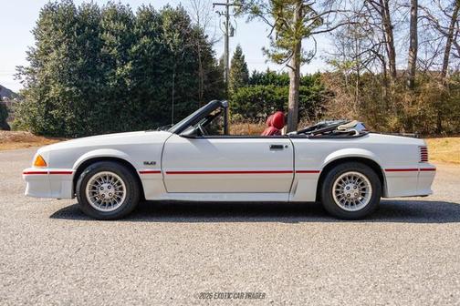 1987 Ford Mustang GT